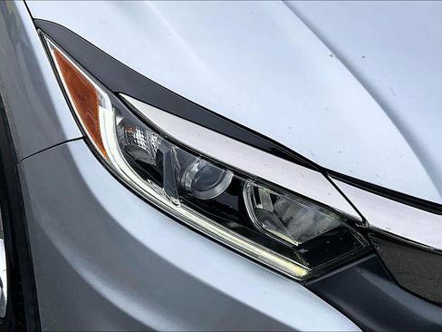 Used 2021 Honda HR-V LX image 26