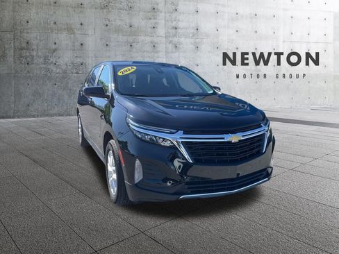 Used 2024 Chevrolet Equinox LT w/ LPO, Floor Liner Package FWD image 1