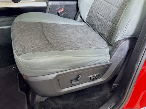 Used 2015 RAM 1500 Big Horn AWD/4WD image 24