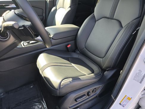 Used 2025 Honda Pilot EX-L image 26