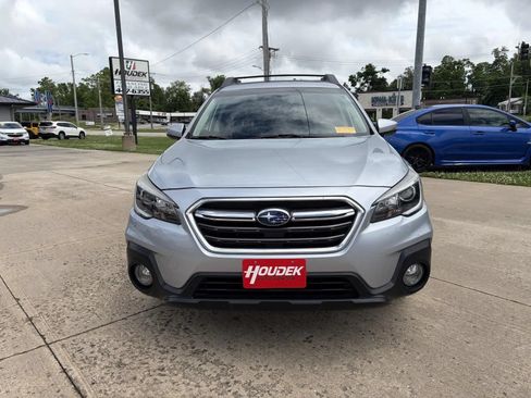 Used 2018 Subaru Outback 2.5i Limited w/ Protection Package #1 AWD/4WD image 2
