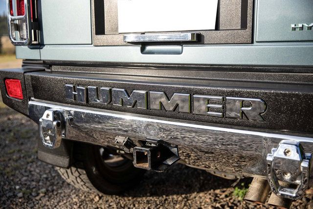 Used 2005 HUMMER H2 w/ Preferred Equipment Group AWD/4WD image 84