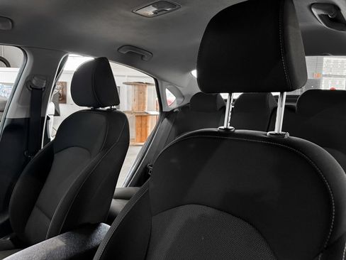 Used 2024 Kia Forte LXS image 34