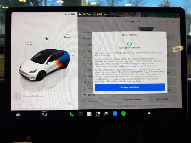 Used 2022 Tesla Model Y Performance AWD/4WD image 30