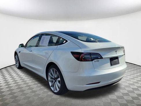 Used 2020 Tesla Model 3 Standard Range Plus image 6