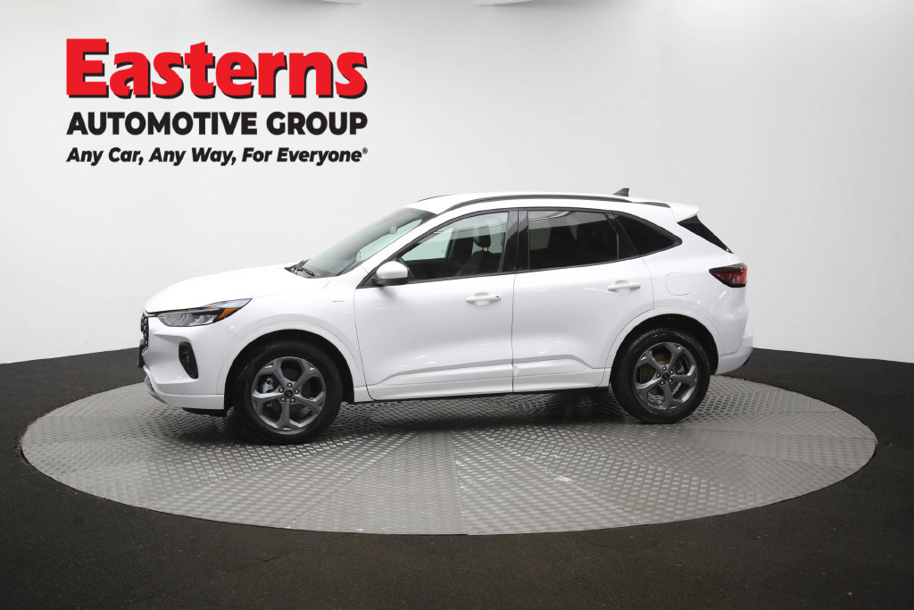 Used 2023 Ford Escape ST-Line Select AWD/4WD image 59