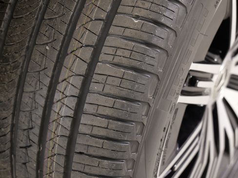 Used 2023 Mercedes-Benz EQS 580 4MATIC SUV image 77