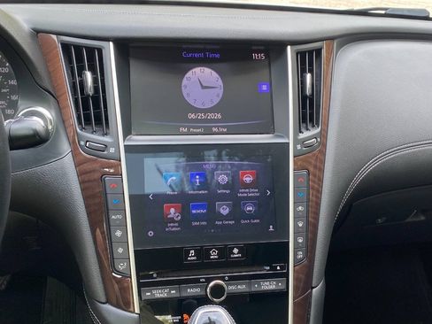 Used 2018 INFINITI Q50 Luxe RWD image 29