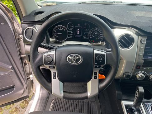 Used 2020 Toyota Tundra SR5 AWD/4WD image 32