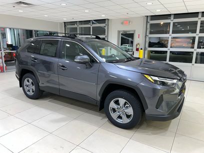 New 2025 Toyota RAV4 XLE w/ Convenience Package