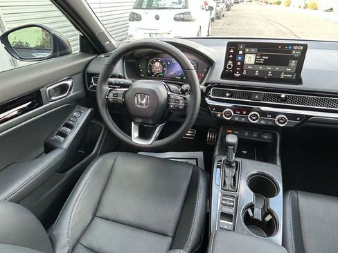 Used 2025 Honda Civic Sport Touring image 11