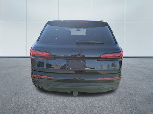 New 2026 Audi Q7 2.0T Premium image 4