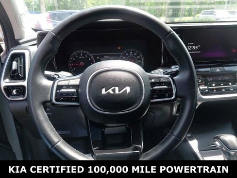 Certified 2023 Kia Sorento EX w/ Panoramic Sunroof Package image 11