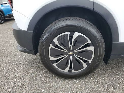 New 2025 Chevrolet Blazer EV LT image 5