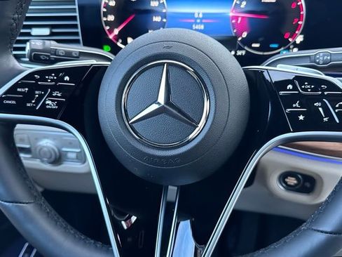 Certified 2025 Mercedes-Benz GLS 450 4MATIC image 15