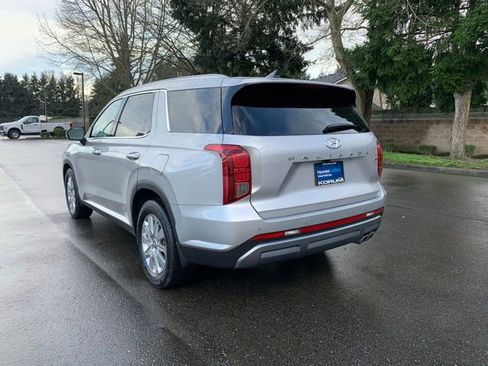 Used 2025 Hyundai Palisade SEL image 3