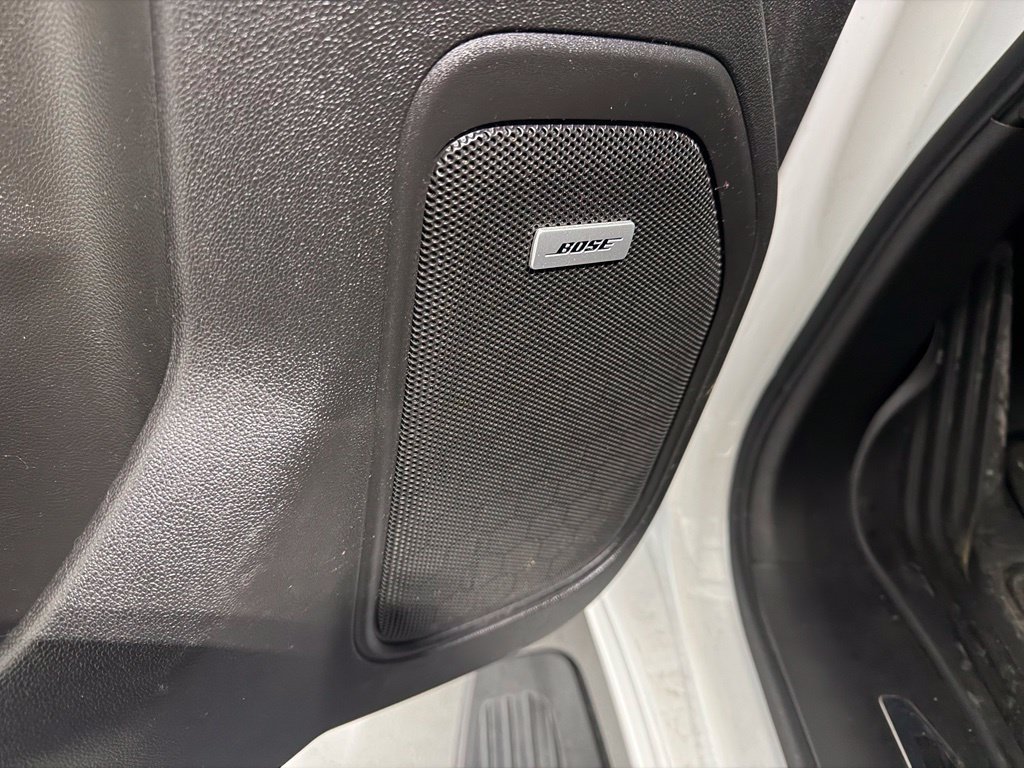 Used 2023 GMC Sierra 2500 AT4 w/ AT4 Preferred Package AWD/4WD image 9