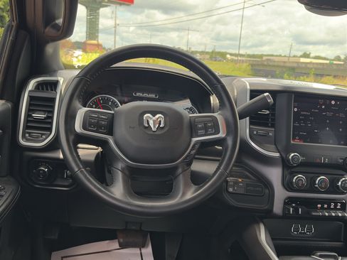 Used 2022 RAM 2500 Big Horn w/ Night Edition AWD/4WD image 12