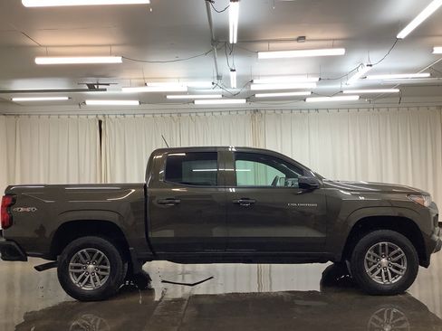 Used 2023 Chevrolet Colorado LT w/ LT Convenience Package II image 5