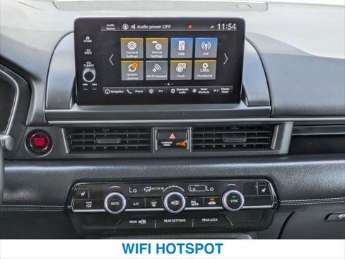 Certified 2025 Honda Pilot Touring image 17