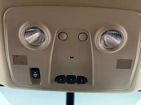 Used 2011 GMC Acadia Denali FWD image 25