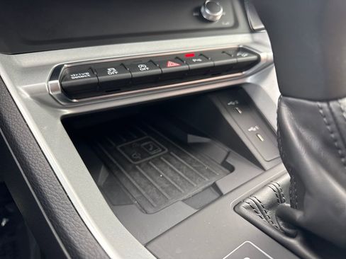 Used 2022 Audi Q3 2.0T Premium Plus image 23