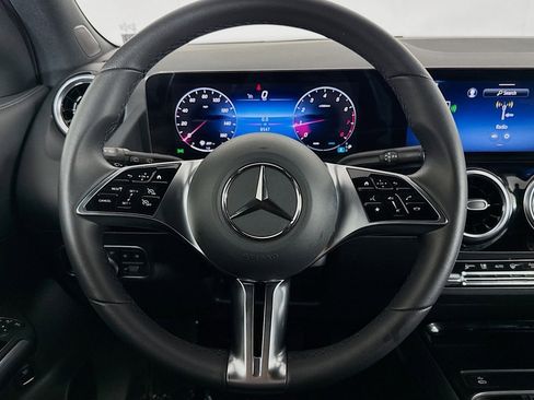 Used 2026 Mercedes-Benz GLA 250 image 17