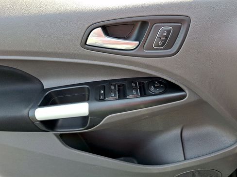 Used 2022 Ford Transit Connect XLT FWD image 10