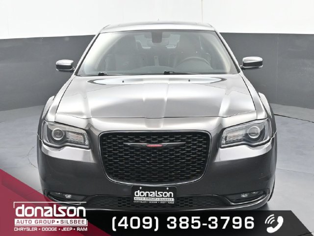 Used 2023 Chrysler 300 S RWD image 3
