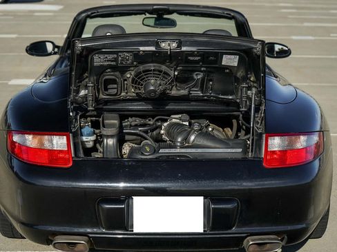 Used 2006 Porsche 911 Carrera image 22