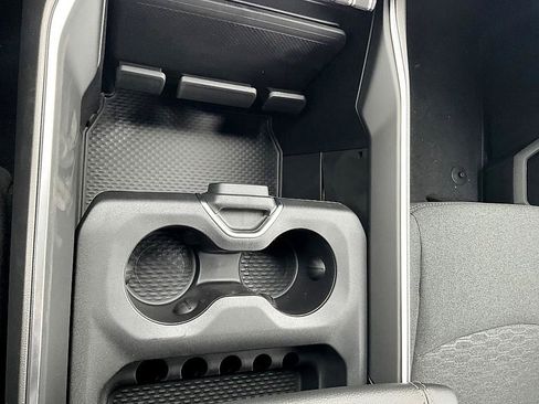 New 2026 RAM 2500 Big Horn AWD/4WD image 23