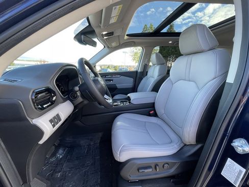 New 2025 Honda Pilot Touring image 29