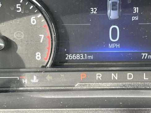 Used 2022 Ford Explorer XLT w/ Equipment Group 202A image 21