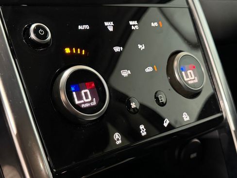 Used 2020 Land Rover Discovery Sport S AWD/4WD image 32
