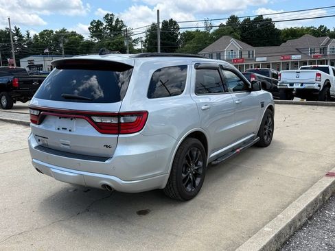 Used 2023 Dodge Durango R/T AWD/4WD image 6