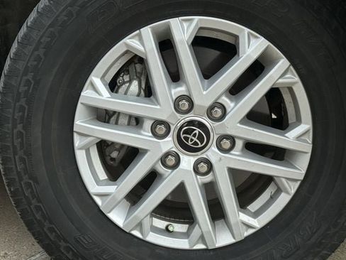 Used 2024 Toyota Tundra SR5 RWD image 10