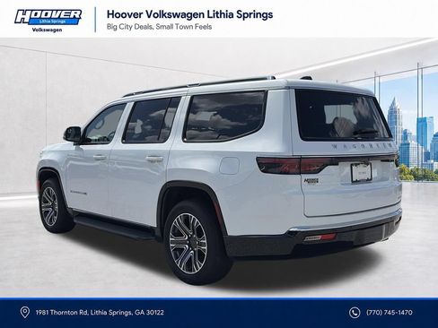 Used 2024 Jeep Wagoneer Series II w/ Flexible Seating Group RWD image 26