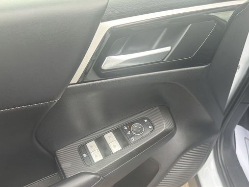 Used 2024 Mitsubishi Outlander SE FWD image 13