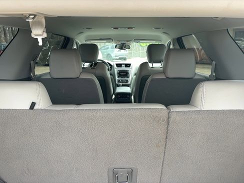 Used 2016 GMC Acadia SLT image 11