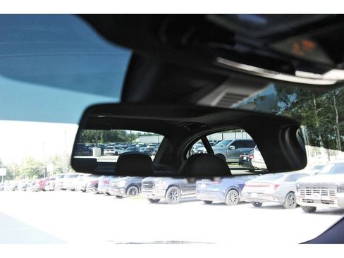 Used 2024 BMW 330i Sedan w/ Convenience Package RWD image 25