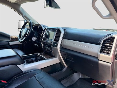 Used 2019 Ford F250 Lariat w/ Tow Technology Bundle AWD/4WD image 28