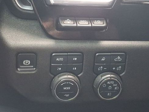 Certified 2025 Chevrolet Silverado 2500 LTZ w/ LTZ Plus Package image 25