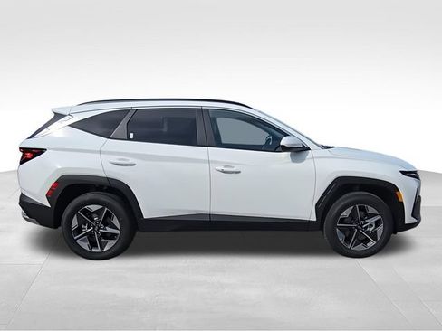 New 2026 Hyundai Tucson SEL Plus AWD/4WD image 9