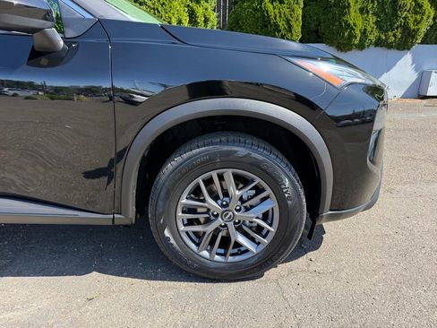 Used 2026 Nissan Rogue SV AWD/4WD image 11