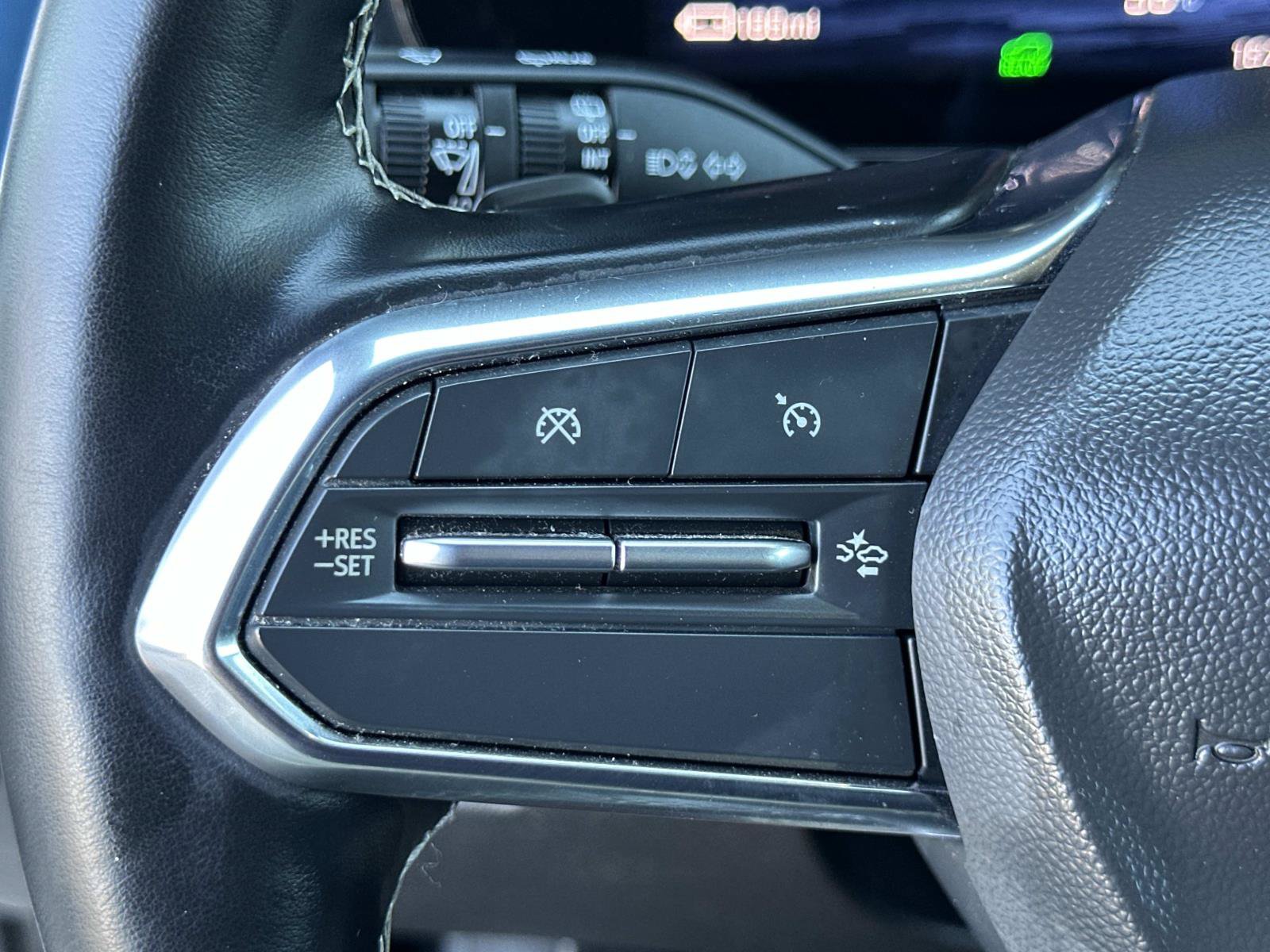 Used 2024 Chevrolet Equinox EV LT FWD image 11
