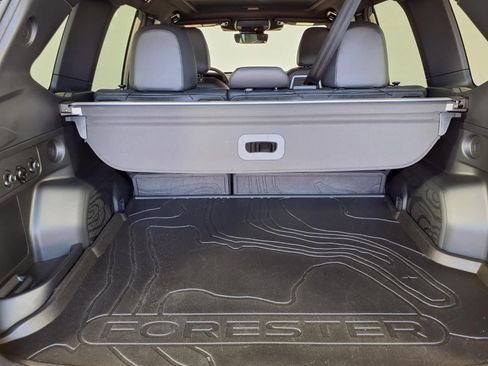Used 2025 Subaru Forester Limited AWD/4WD image 7