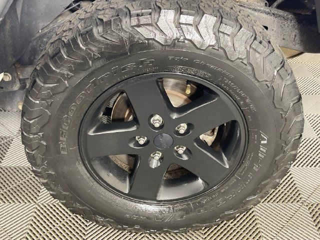 Used 2017 Jeep Wrangler Unlimited Sport AWD/4WD image 29