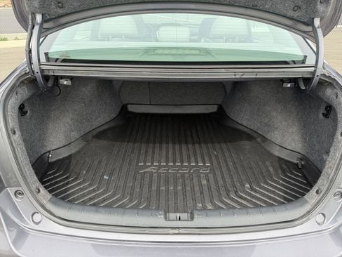 Used 2017 Honda Accord EX-L image 23