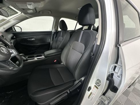 Certified 2025 Nissan Sentra SV FWD image 11
