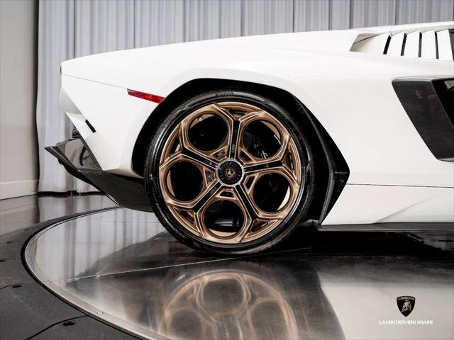 Used 2022 Lamborghini Aventador Countach AWD/4WD image 47